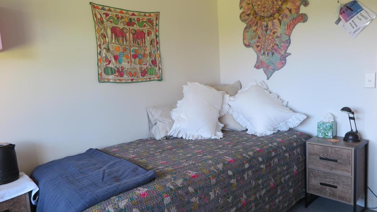 Kaka Lodge At Kotare House Tawharanui ภายนอก รูปภาพ